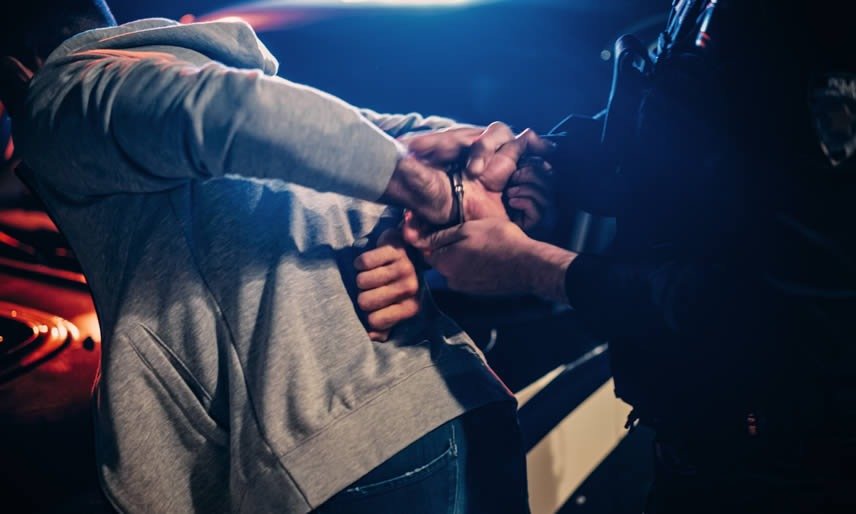 Abogados de defensa penal en Los Ángeles para órdenes de arresto – Progresso Legal Group